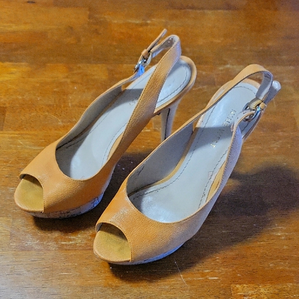 Elegant Tan Slingback Heels